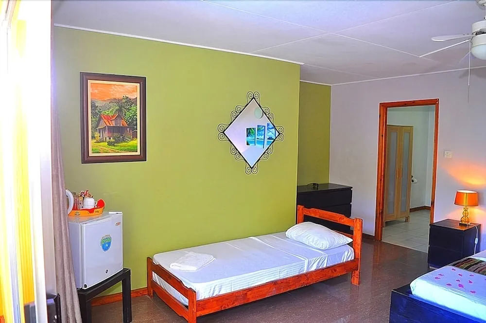 Albizia Lodge Green Estate