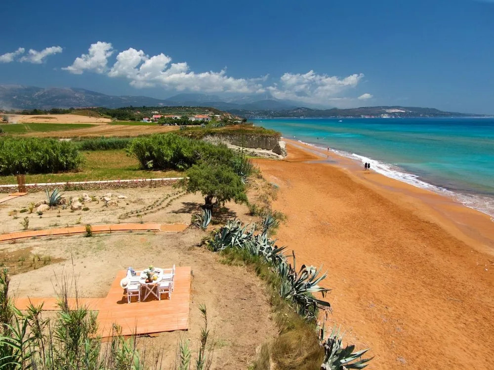 Ammos Suite-Grand Blue Beach Residence
