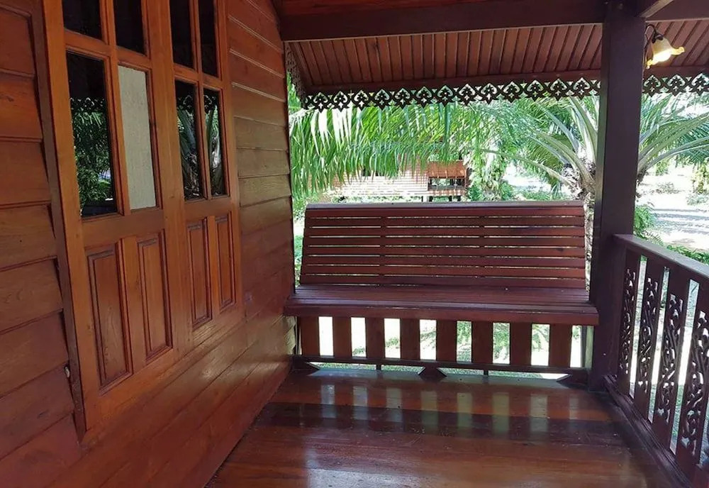 Comfy Lodge Resort