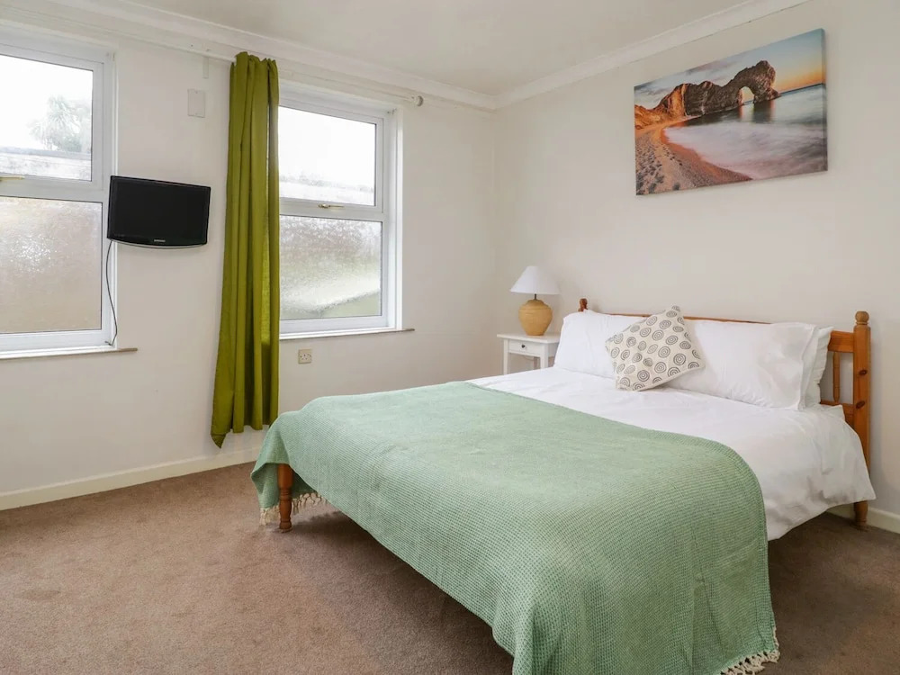 7 Richmond Lodge