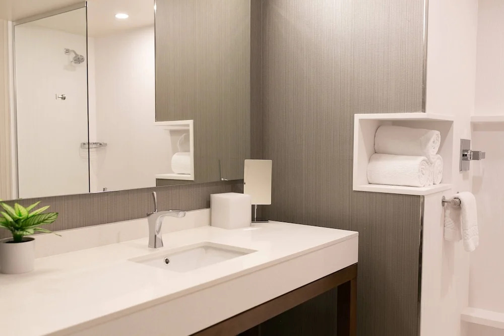 Courtyard by Marriott Elkhart