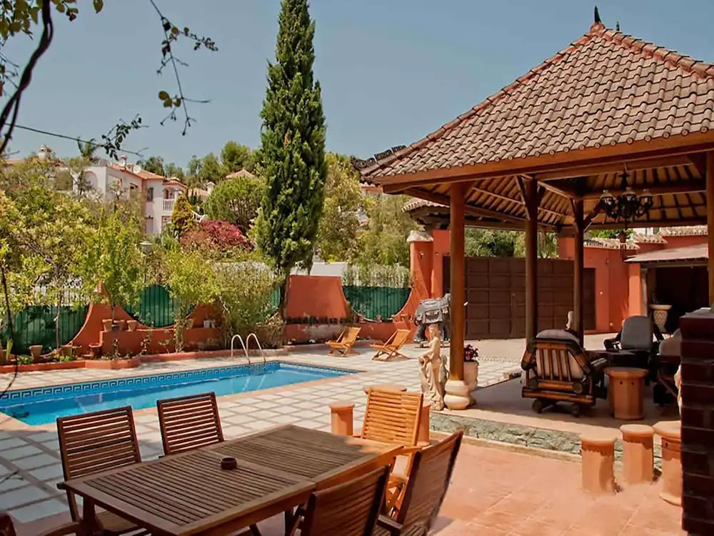 Villa Alegría - Option of Heated Pool - Sleeps 8