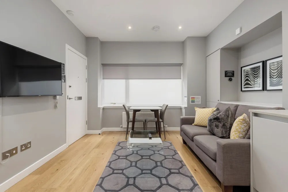 Destiny Scotland Apartments at West End - Princes Street