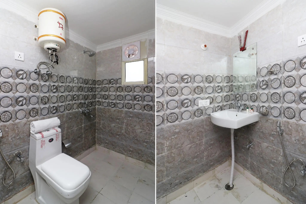 OYO 13658 Hotel Tanish Palace