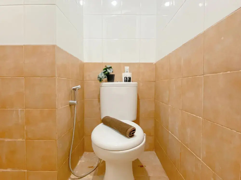 Compact 2Br Apartment Direct Access To Mall At Green Pramuka City