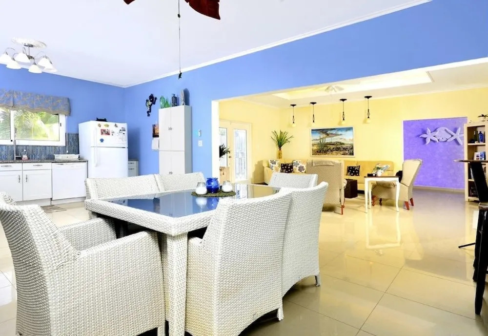 Island Sun Villa