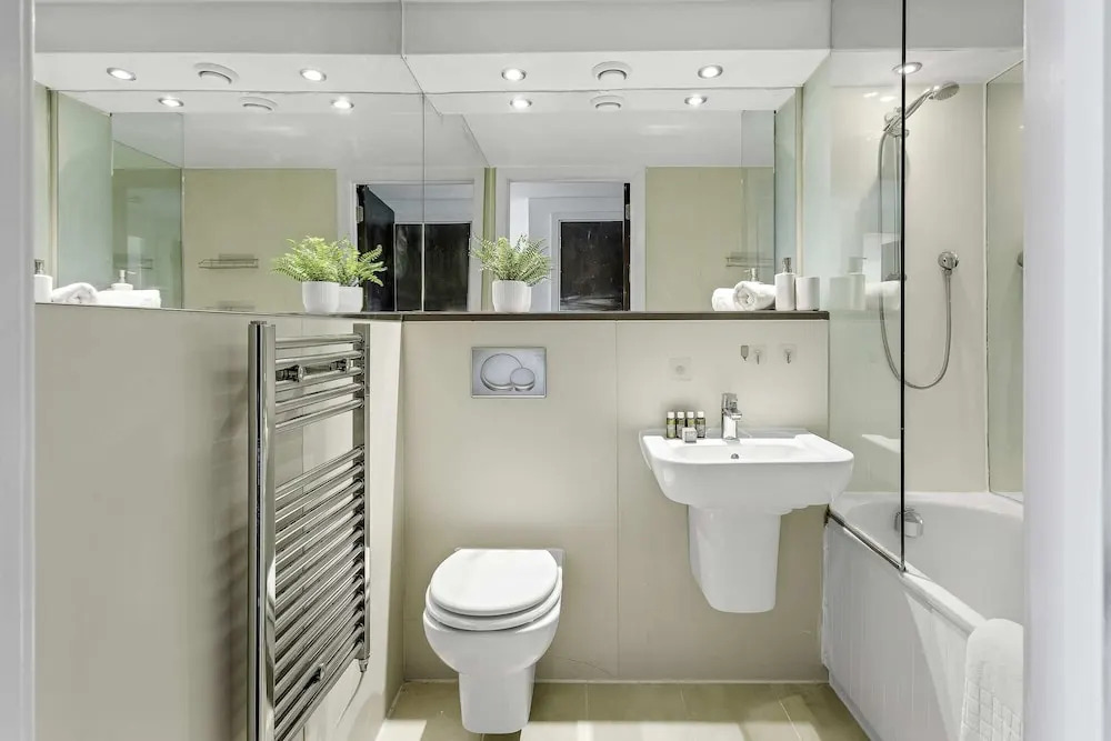 Gorgeous Mile End Flat
