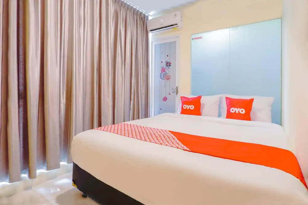The Trend by OYO Rooms