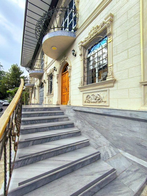 Welcome East Hotel