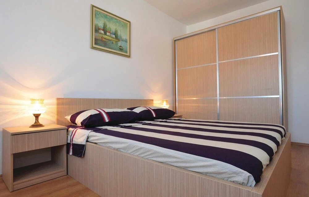 Beautiful Home in Mastrinka With 4 Bedrooms, Sauna and Outdoor Swimming Pool