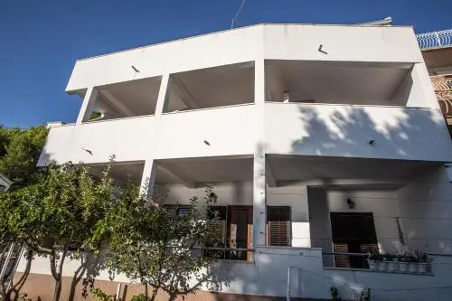 Apartments Cvita