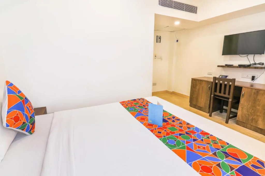 FabHotel Oakwey Inn - Indiranagar