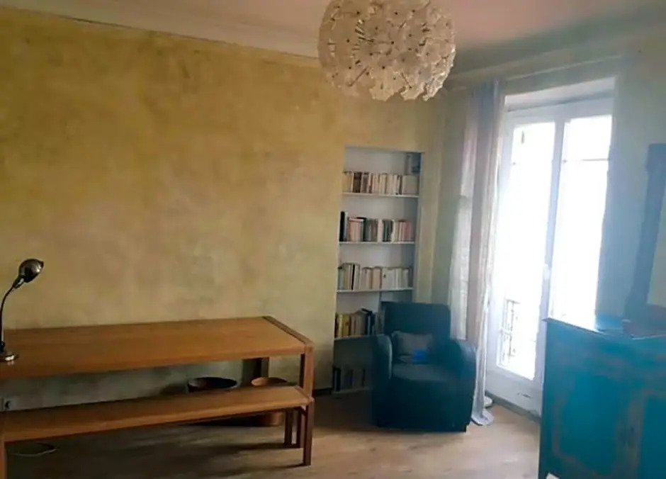 Great and light private room in the heart of Nice