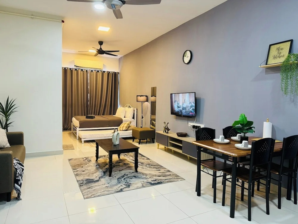 KIP Core Soho Suite by Five Senses