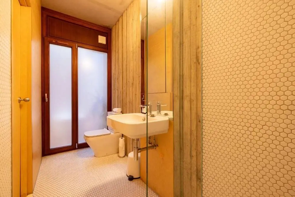 The Victoria Park Sanctuary - Stunning 2bdr Flat