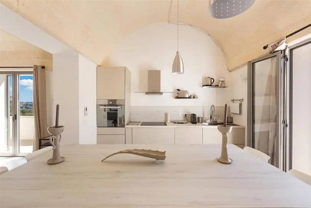 661 Villa con Piscina e Vista Panoramica a Ostuni