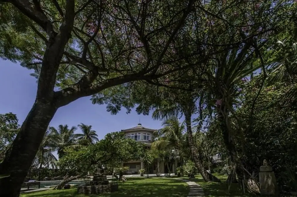 Villa Anyar