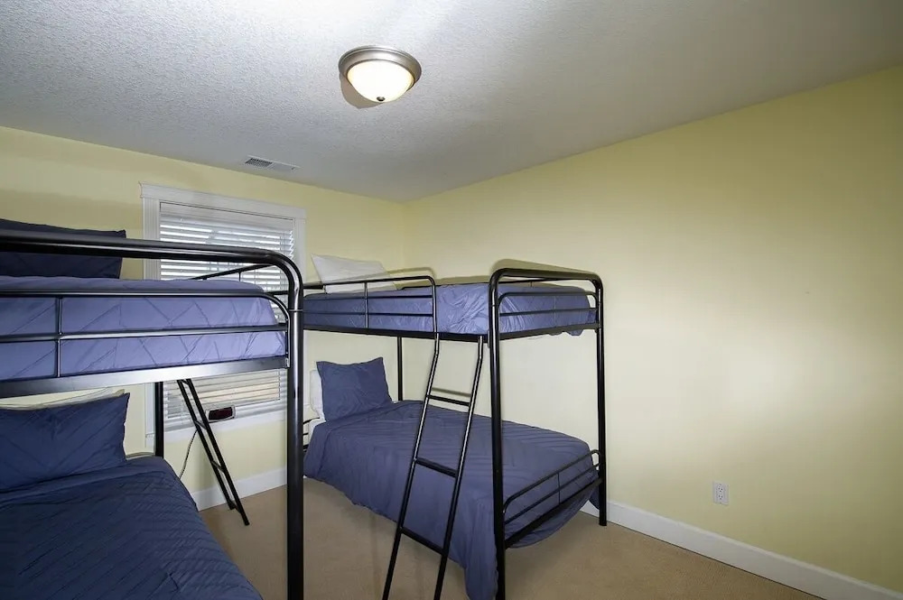 Salty Dog 4 Bedroom Home