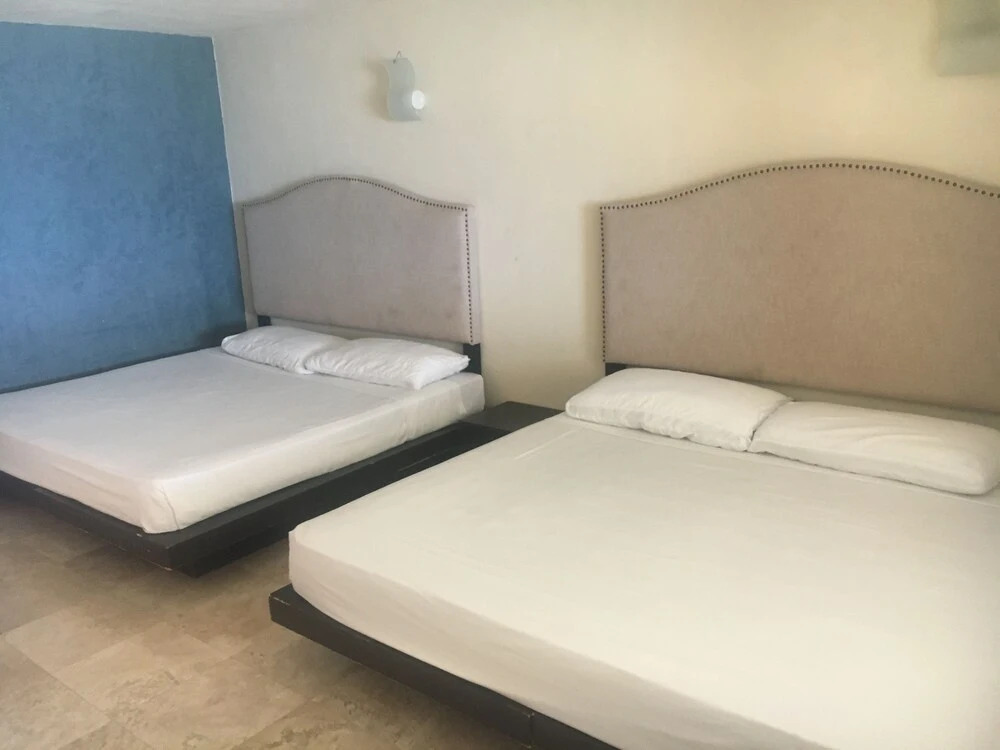 Ocean Plaza 18 by Praia