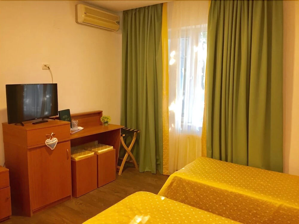 LONDON Hotel