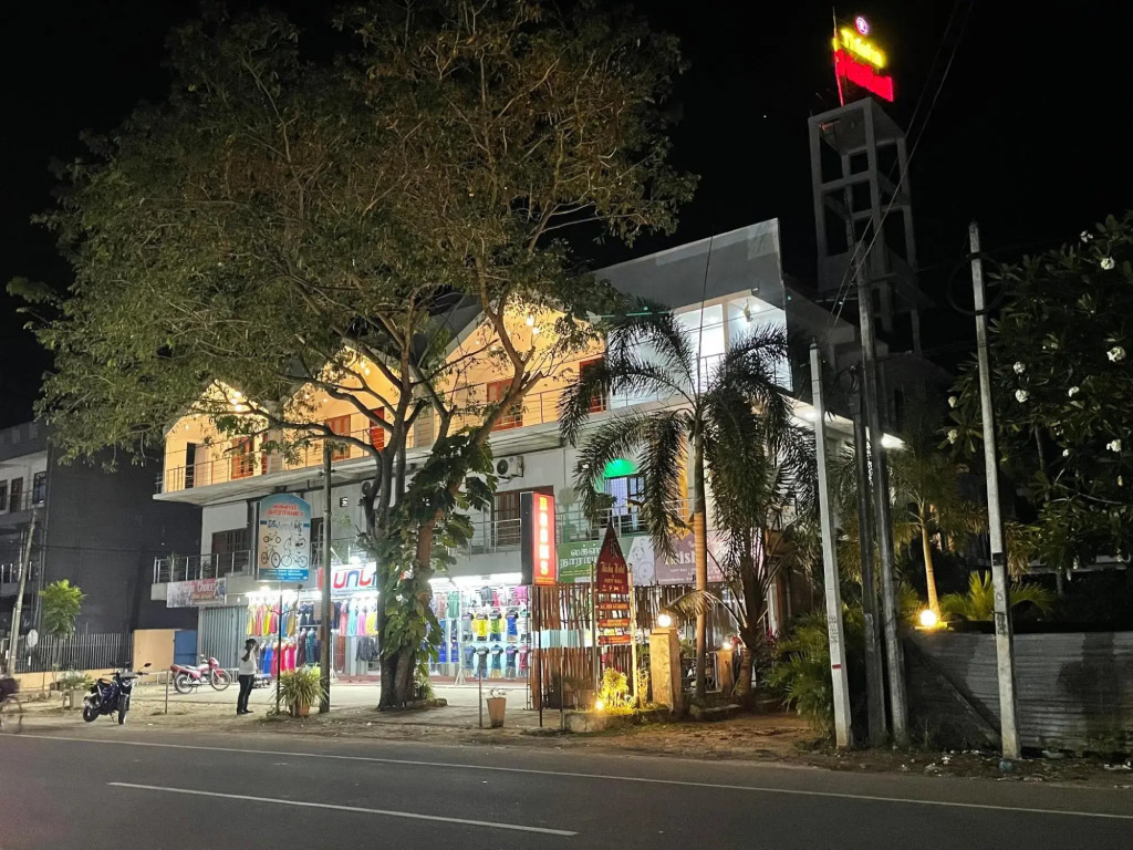 Thisha Hotel & Restaurant