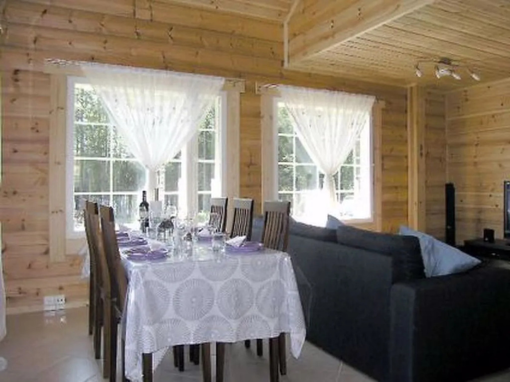 House Safiiri Jämsä