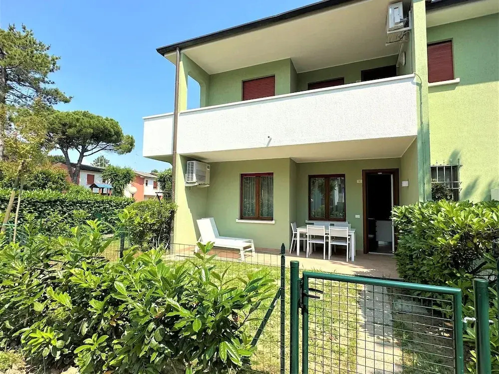 Great Flat in a Villa With Garden