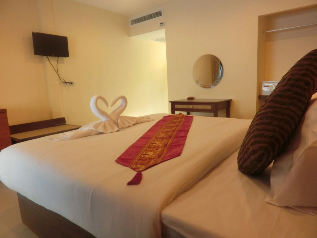 family guesthouse chaweng