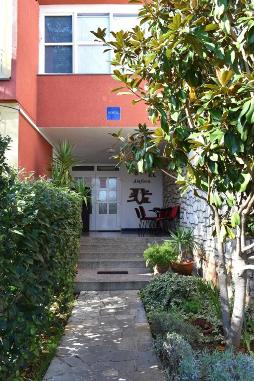 Hostel Amfora