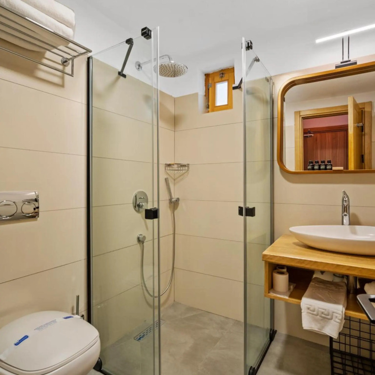 ZEYT INN HOTEL
