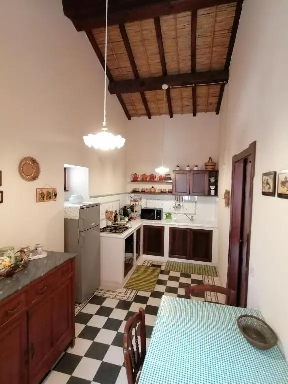 Casa Anna - Villetta indipendente in tipico stile sardo IUN Q5687