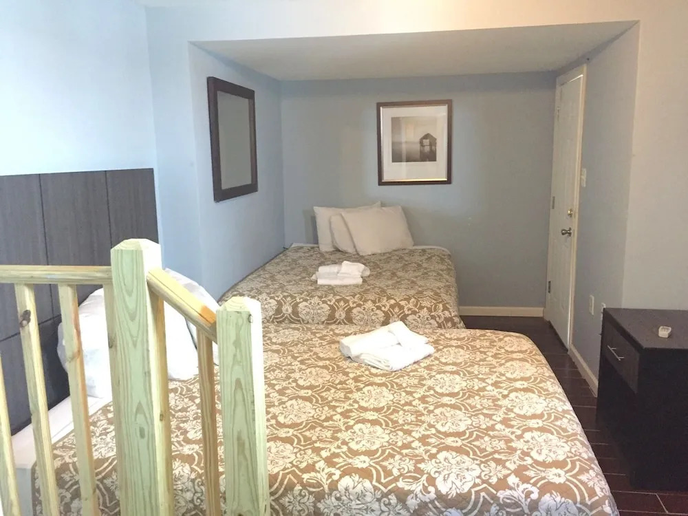 HC-127 Beach Haus