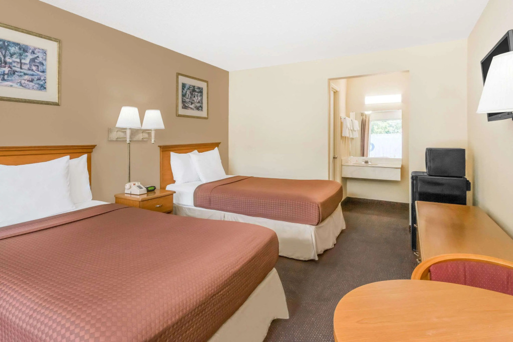 Days Inn by Wyndham Christiansburg