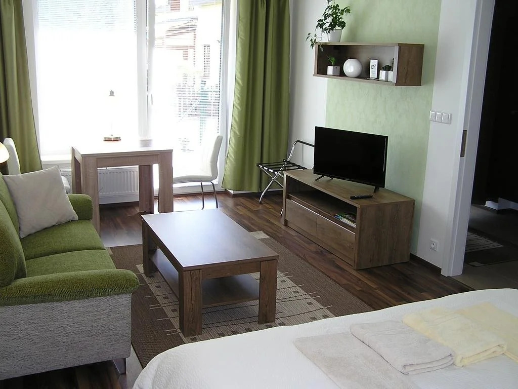 Gonda Apartments