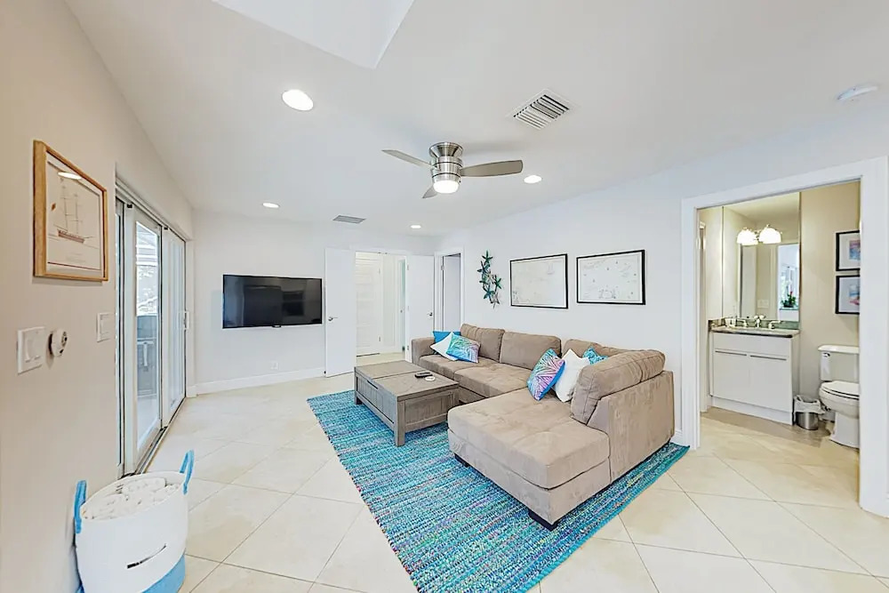 New Listing! Eden By The Sea Beach W/ Pool 3 Bedroom Home