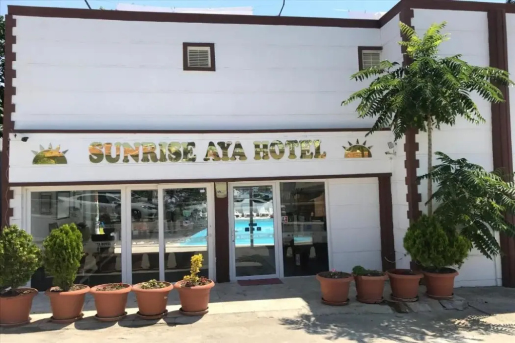 Sunrise Aya Hotel