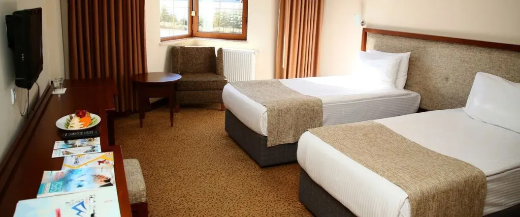 West Davraz Hotel