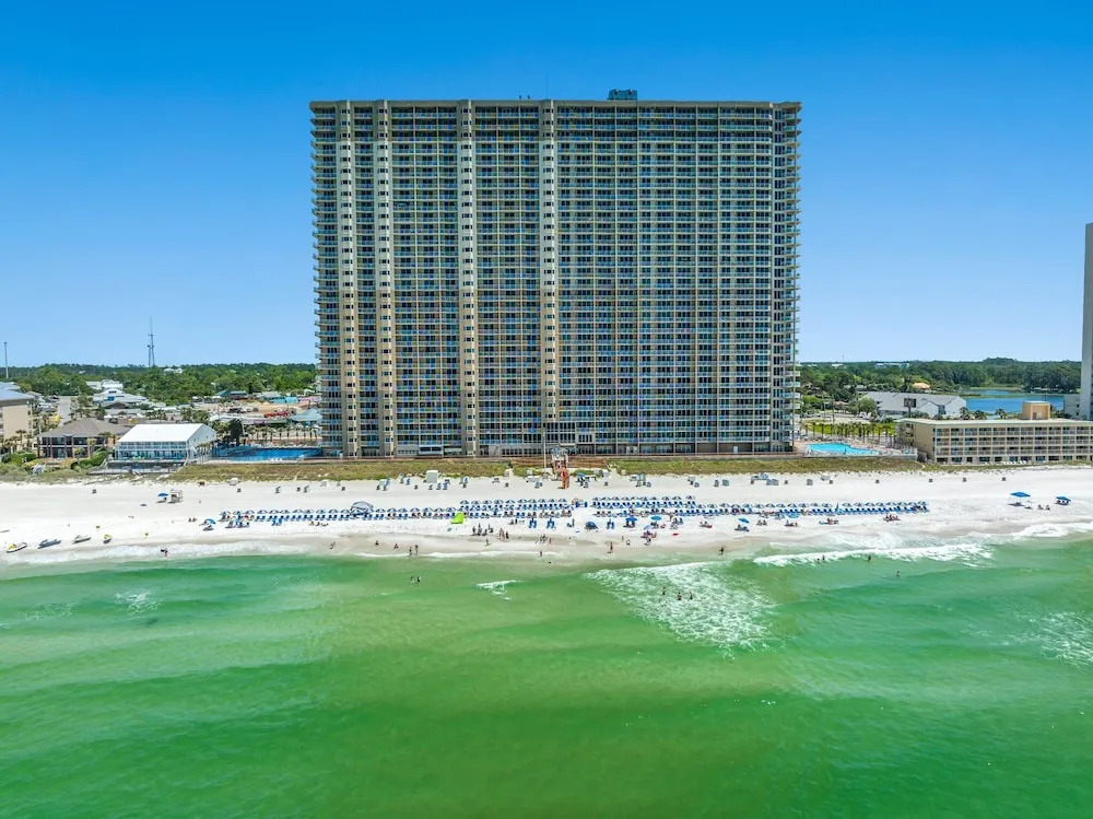 Tidewater Beach Luxury Penthouse With Resort Amenities and a View!