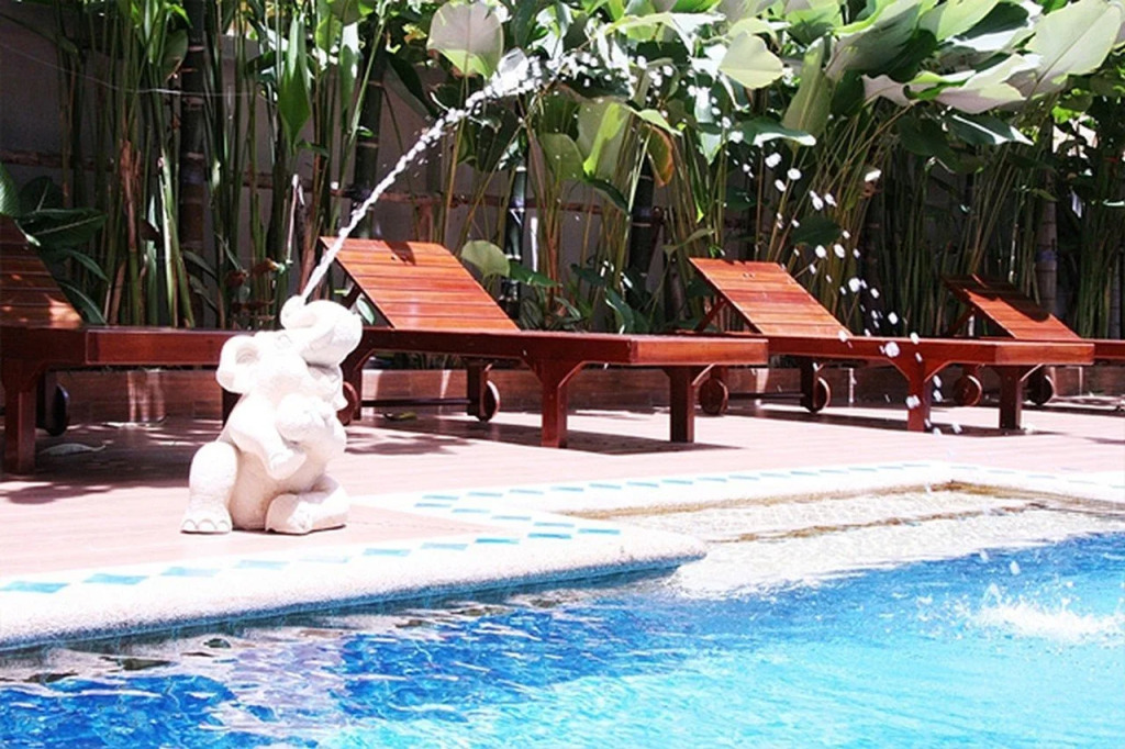 Rita Resort and Residence