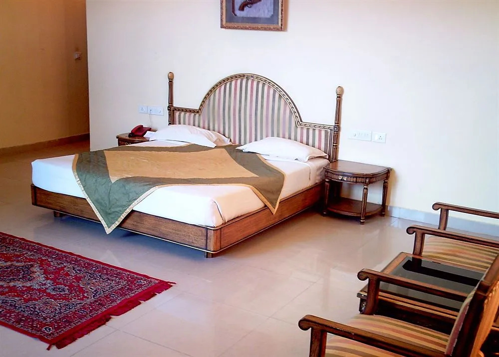 Surya Rock Rose Resort
