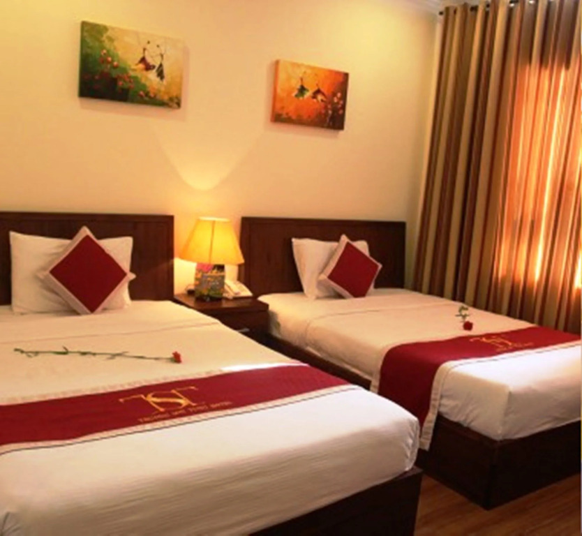 Truong Son Tung 2 Hotel