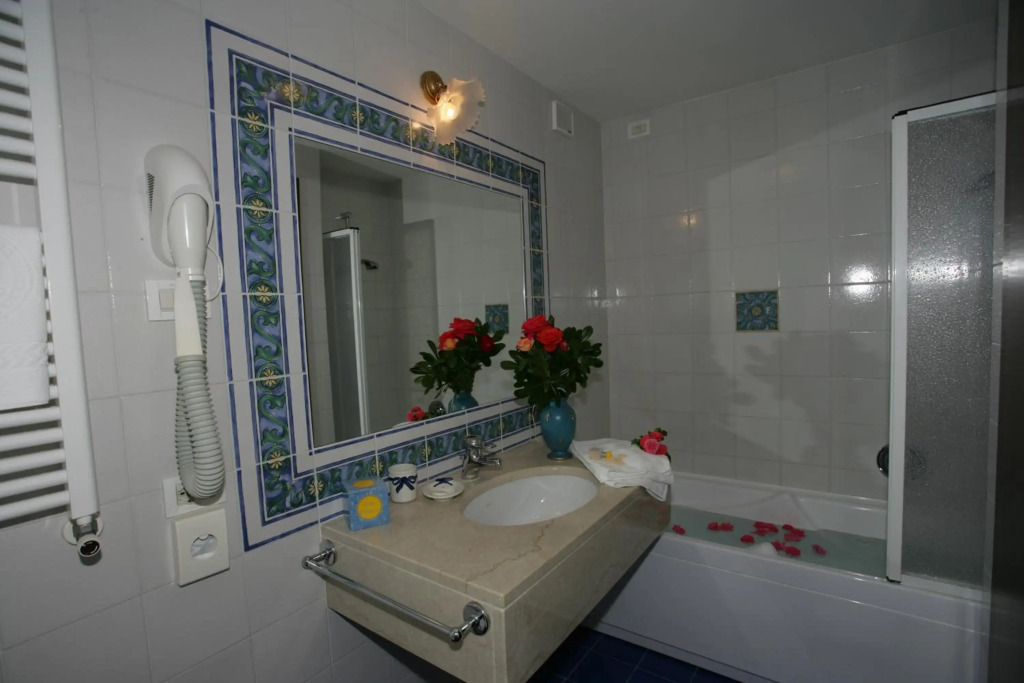 Villa Madrina Lovely and Dynamic Hotel
