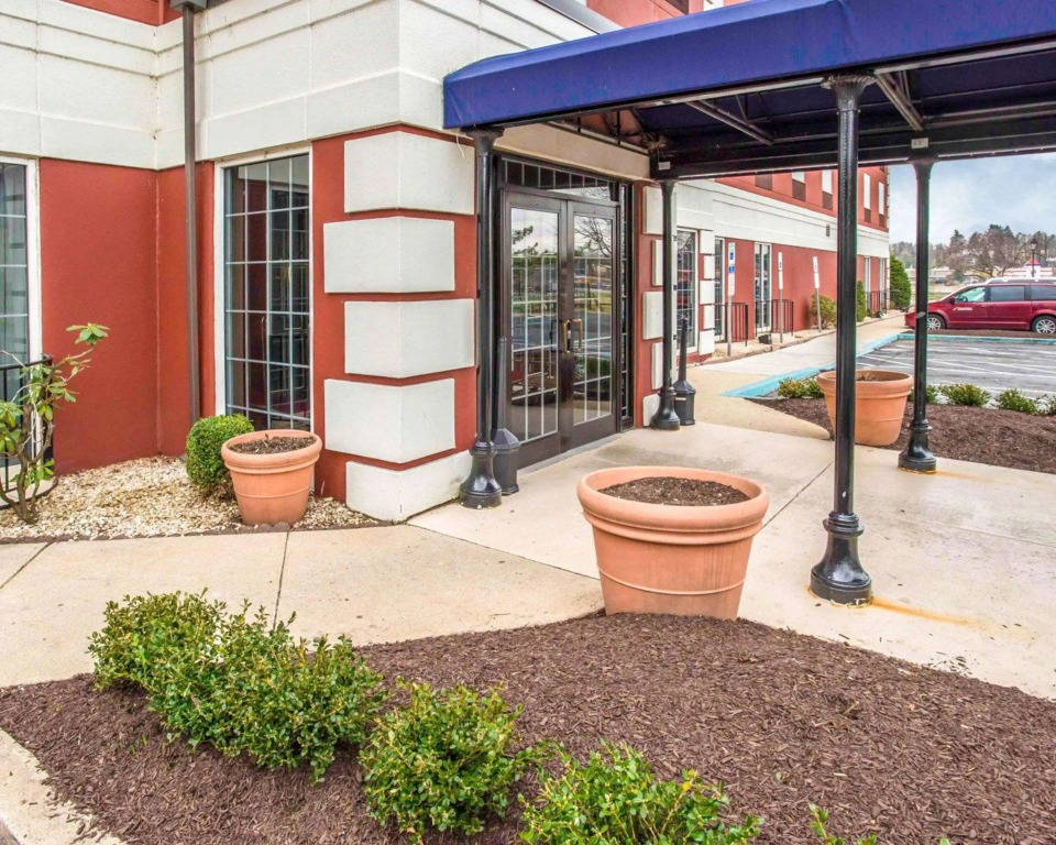 Best Western Chocolate Inn at the Park
