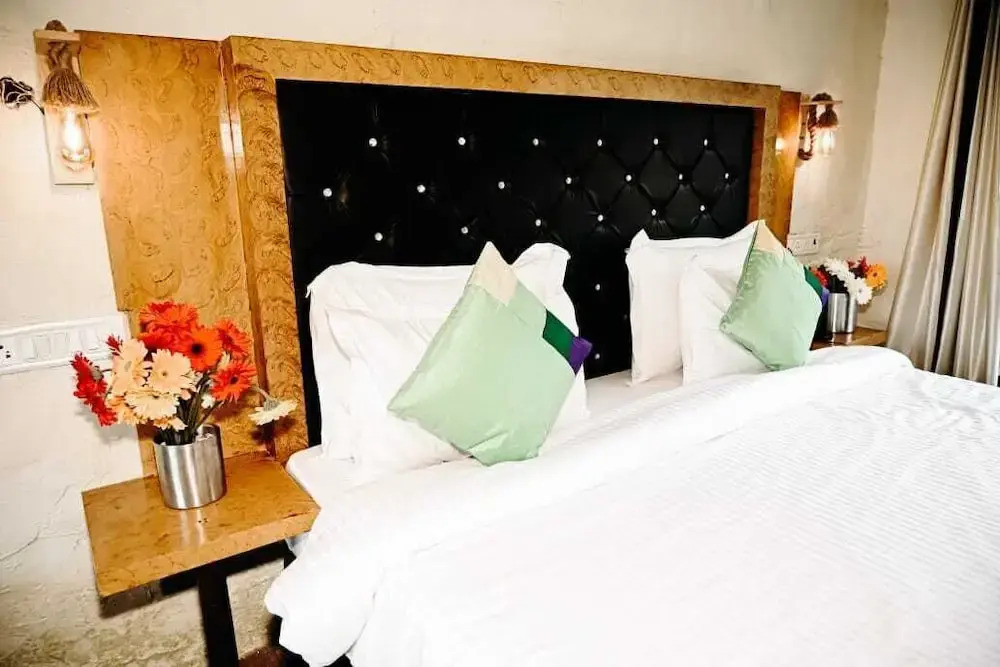 Corbett Tiger Unit of Gadabout Hotels