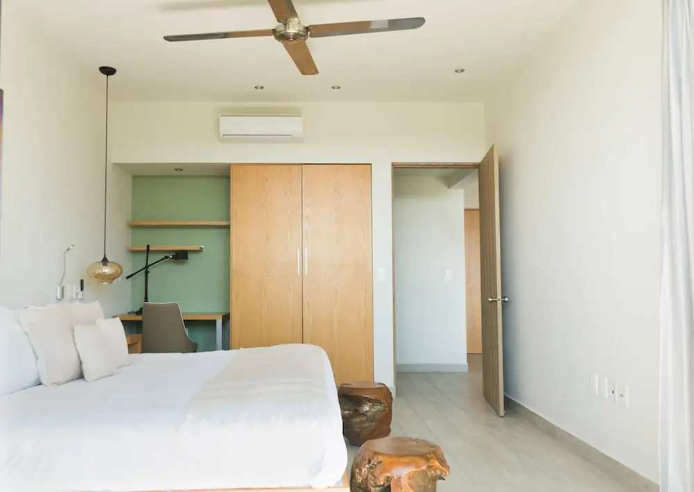 Opal 304 Great Location Service and Stay
