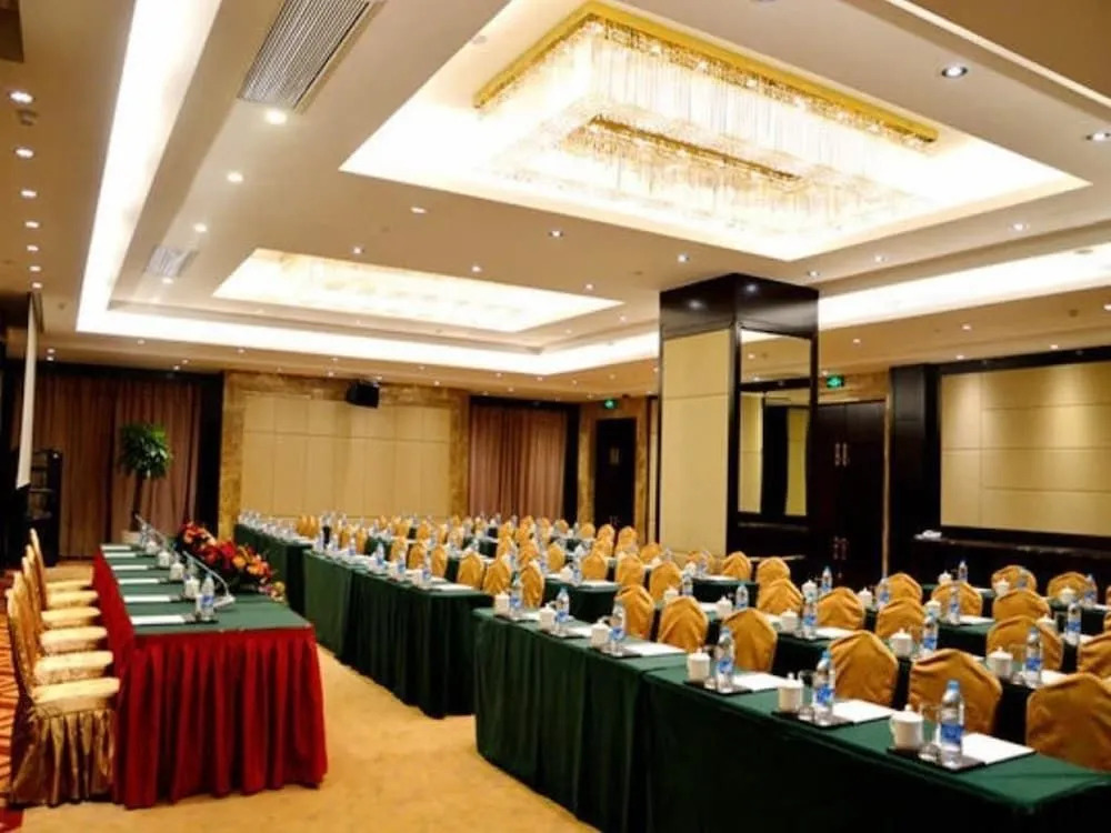 Yangzhou Tairun Hotel