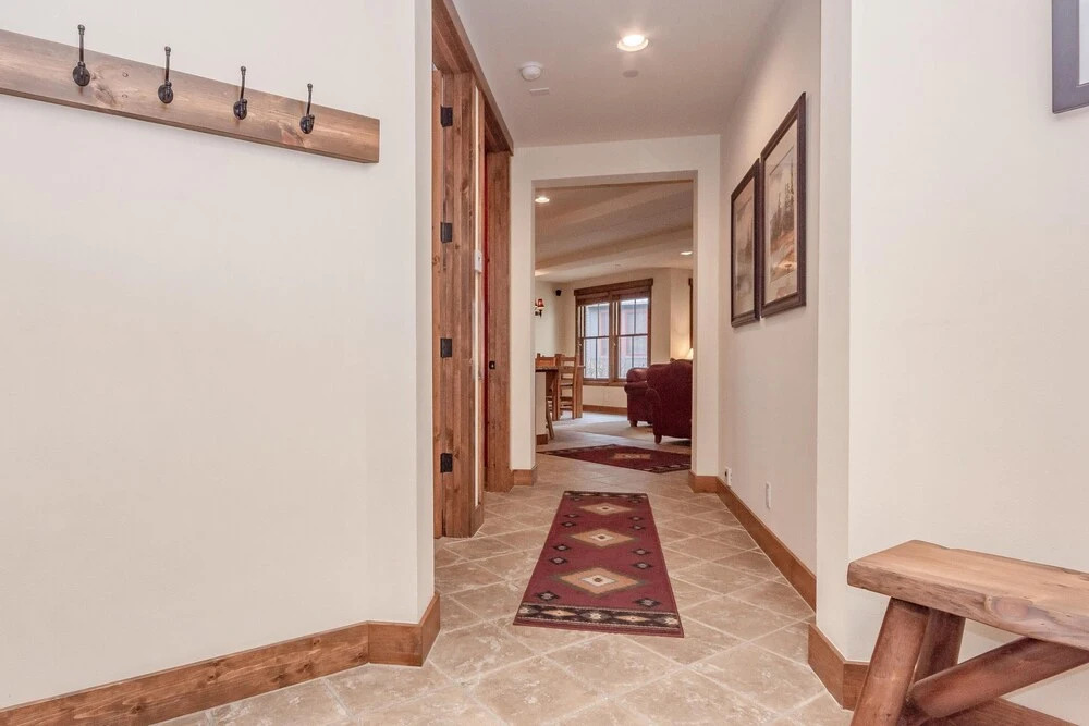 Snowcreek VI- The Lodges- # 1125