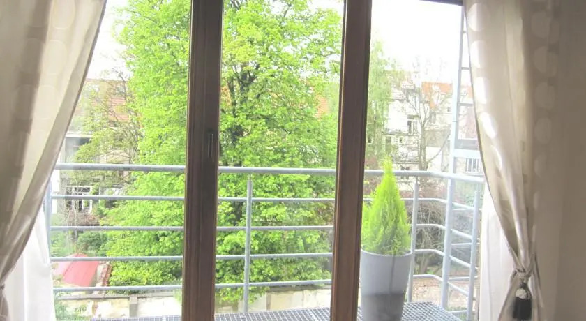 RealtyCare Flats Schuman