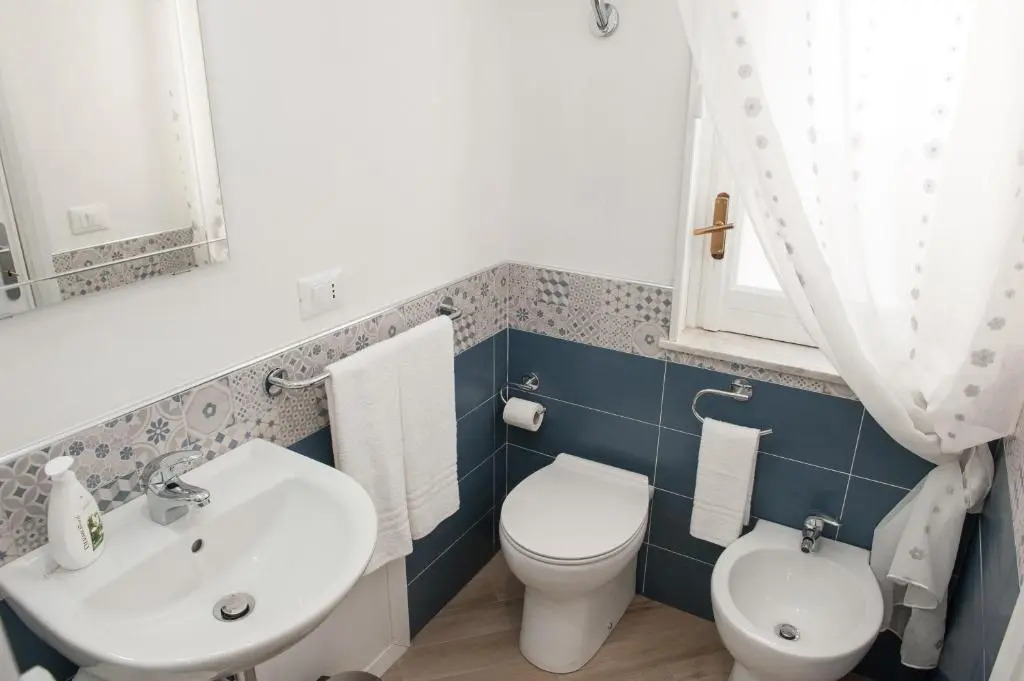 White B&B