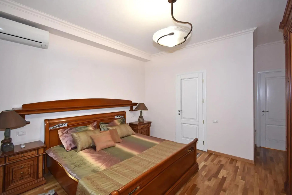 Aram Street, 2 bedrooms Beautiful, Modern apartment DI723